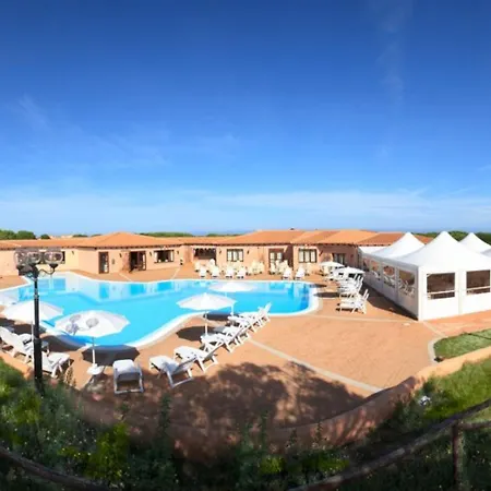 Appartement Ein 3 P Baia Dei Mirti